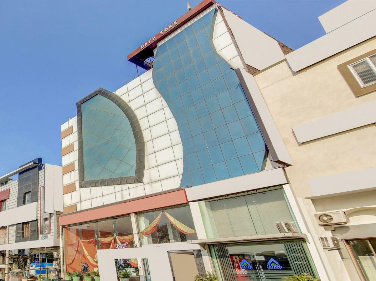 Oyo 27999 Hotel Deep Sirsa 외부 사진