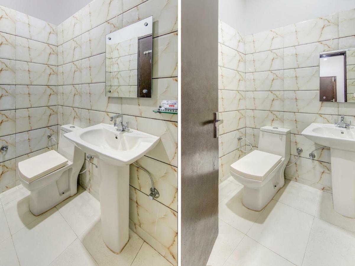 Oyo 27999 Hotel Deep Sirsa 외부 사진