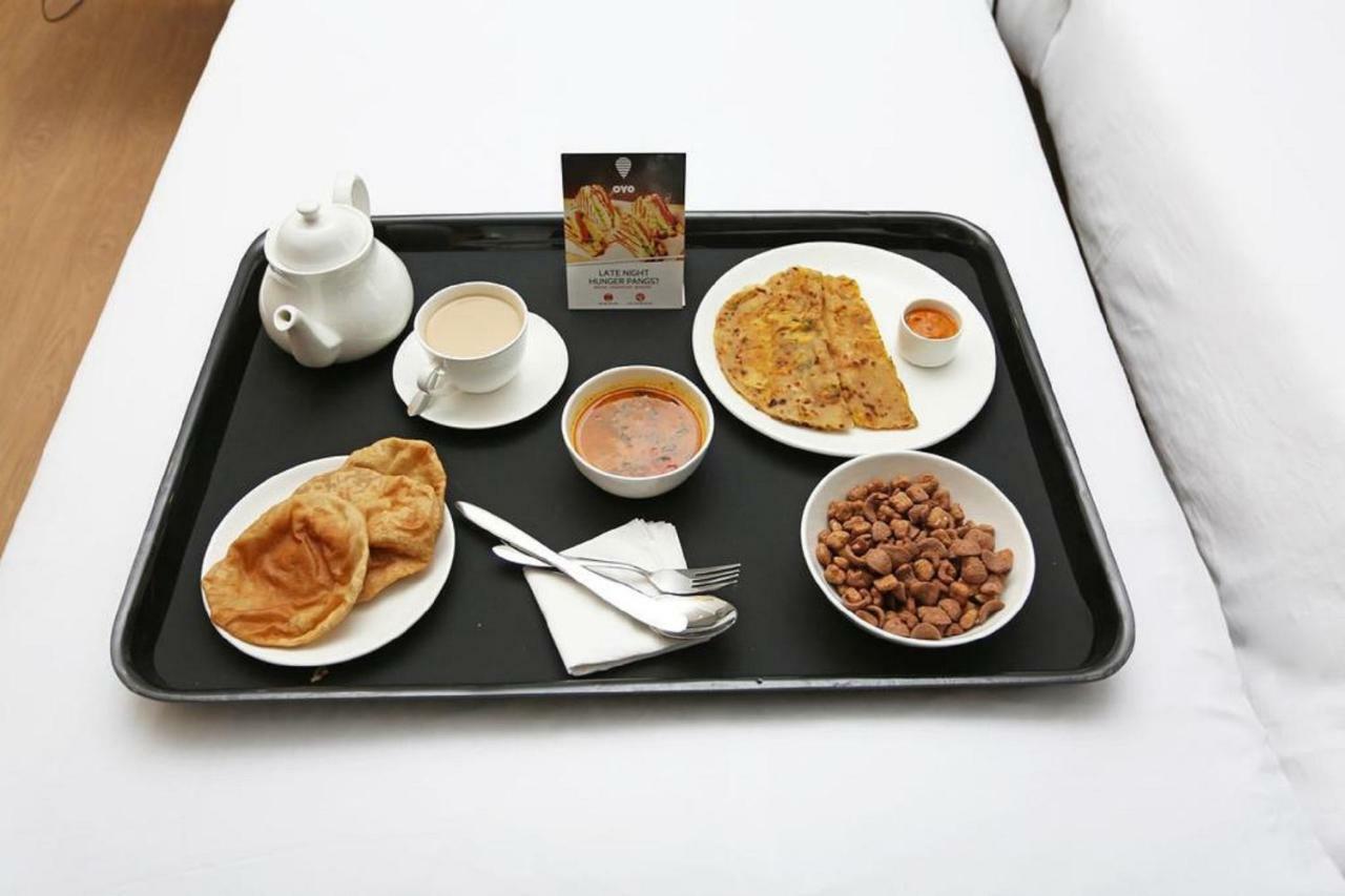 Oyo 27999 Hotel Deep Sirsa 외부 사진