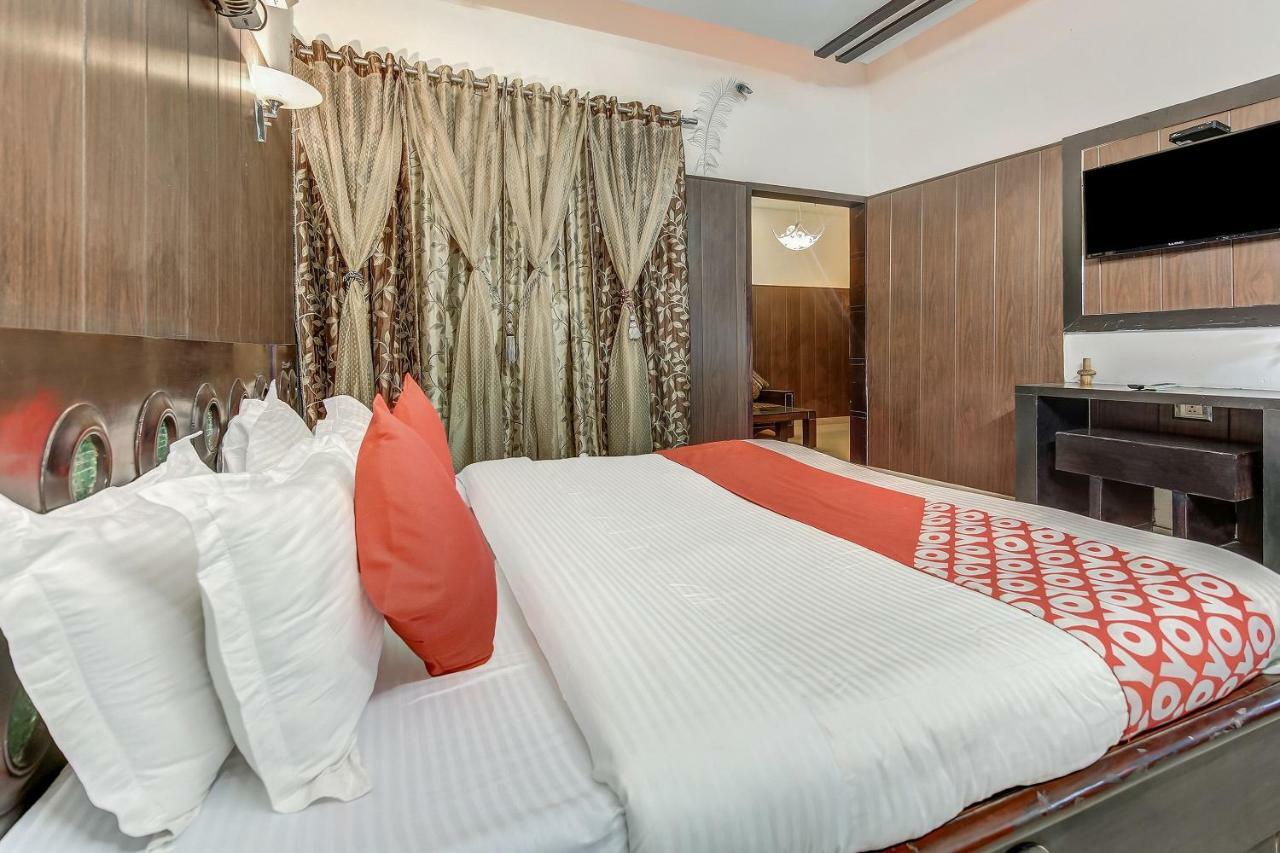 Oyo 27999 Hotel Deep Sirsa 외부 사진