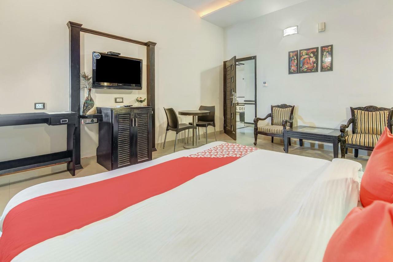 Oyo 27999 Hotel Deep Sirsa 외부 사진